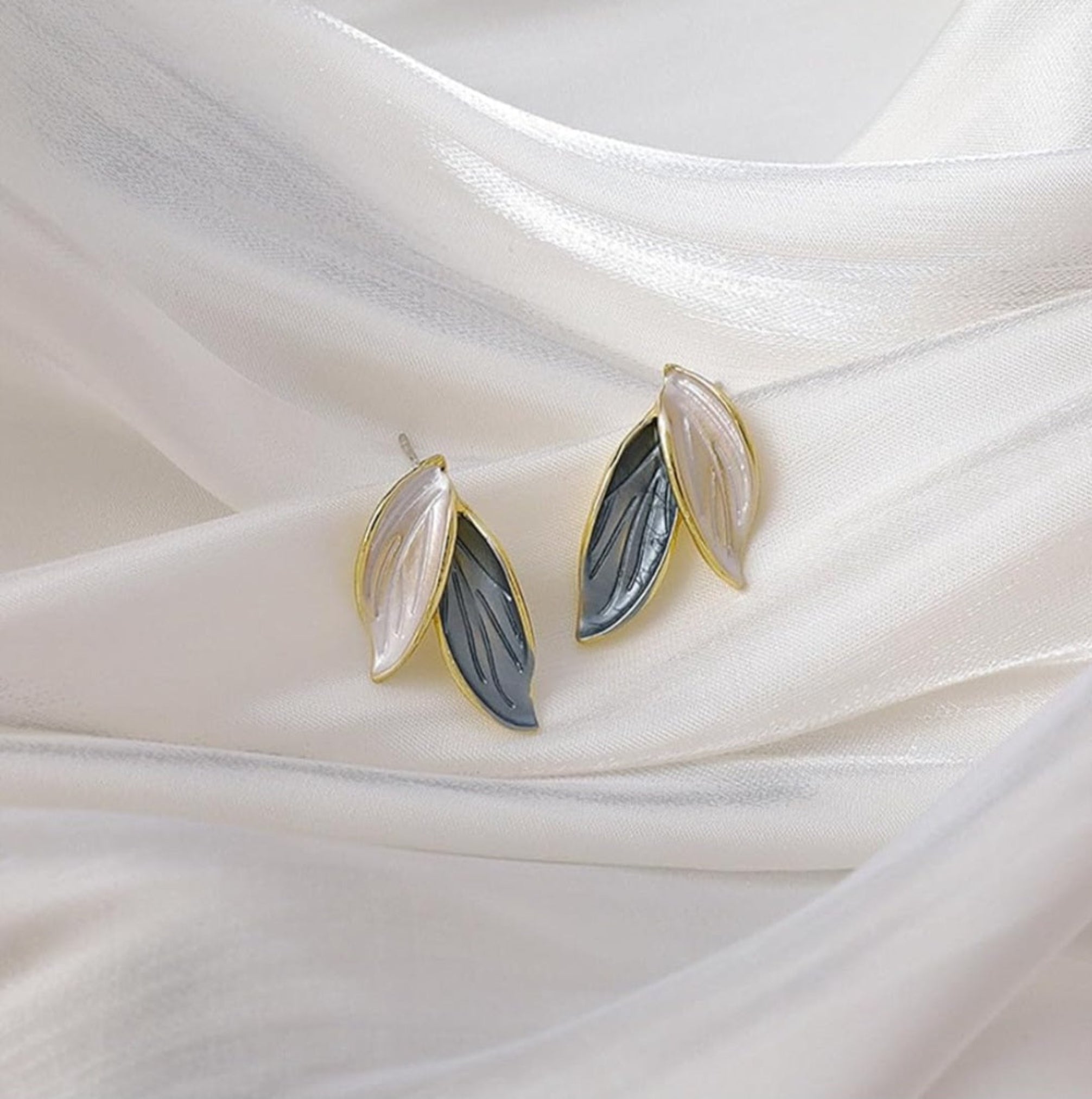 Double-Leaf Earring