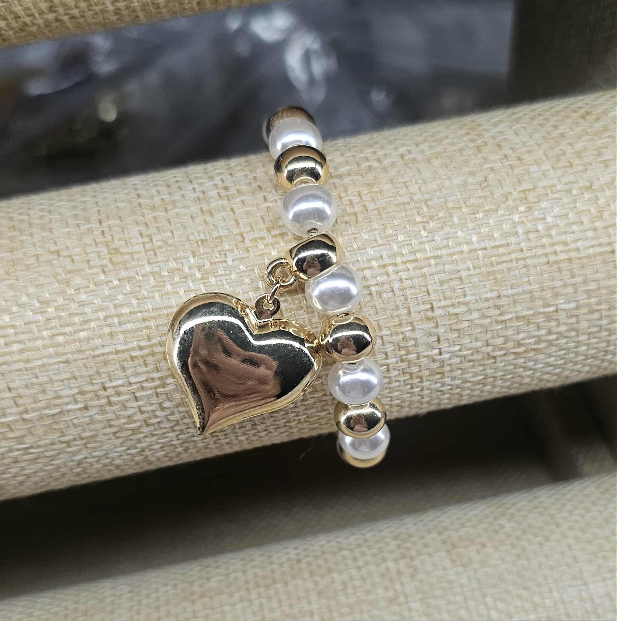 Heart Pendant Bracelet