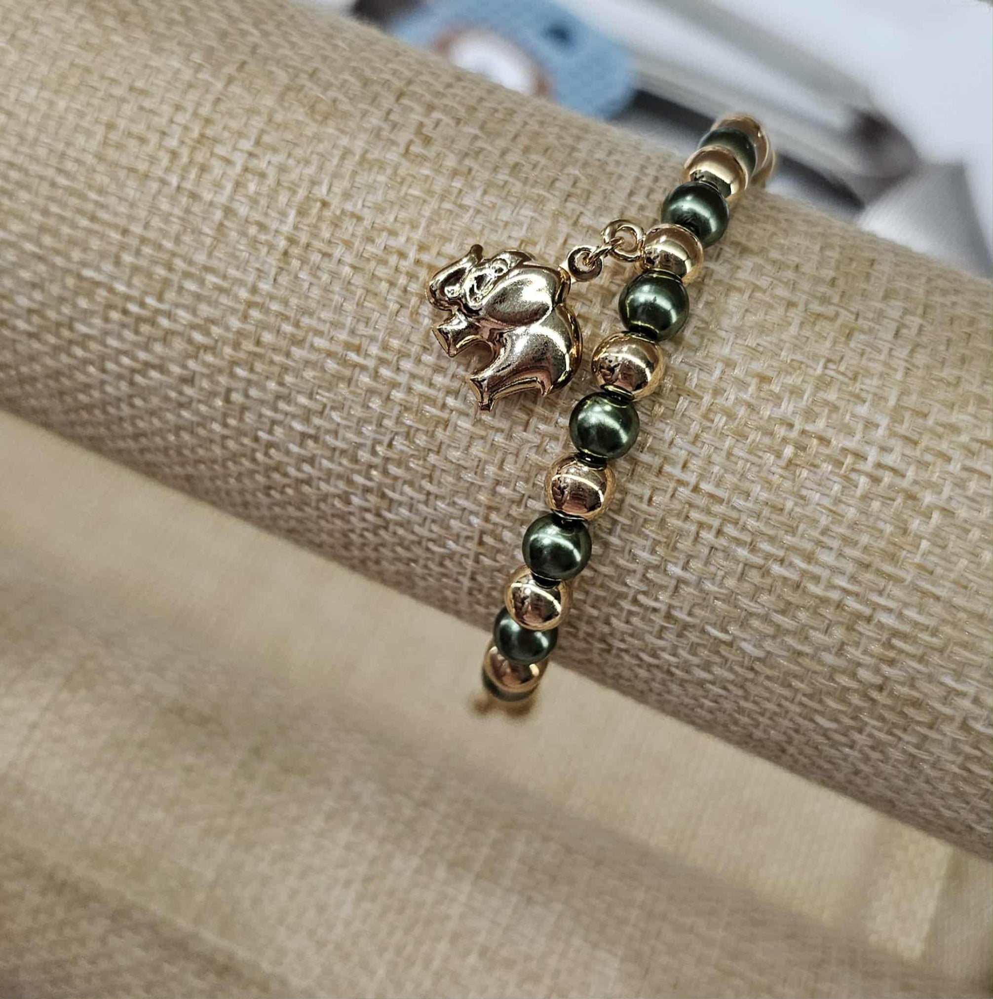 Elephant Pendant Bracelet