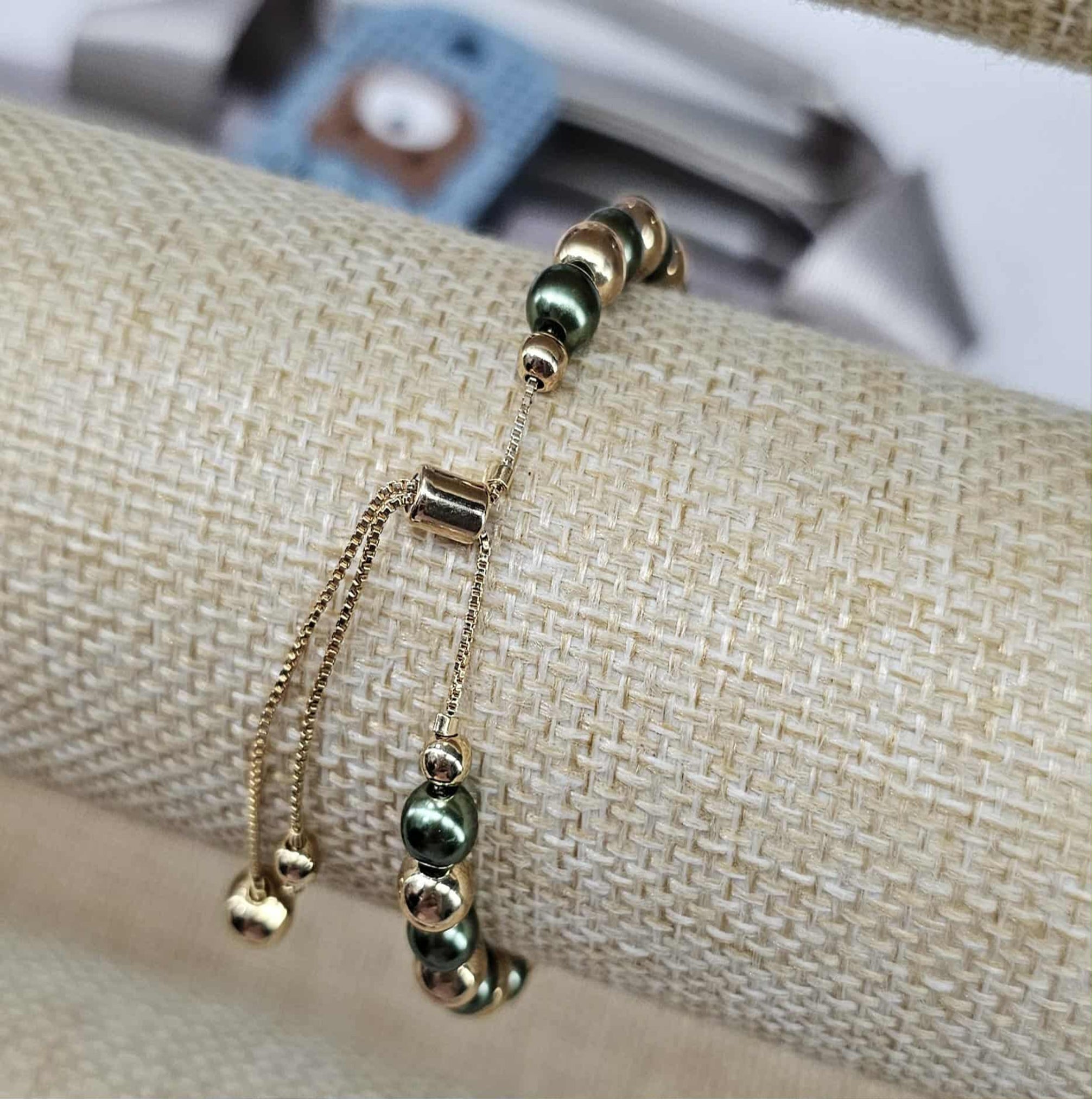 Elephant Pendant Bracelet