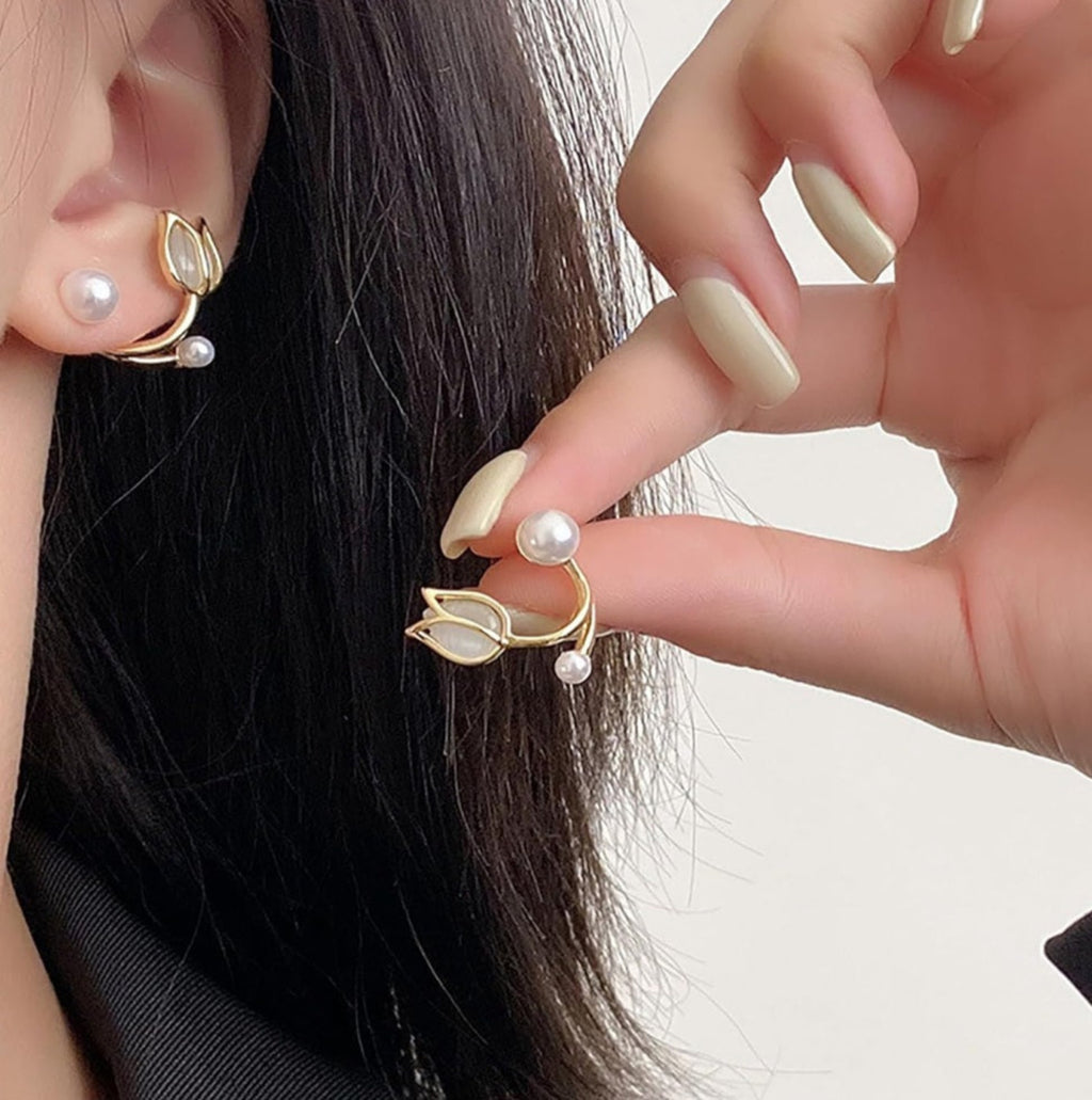 Tulip Earrings
