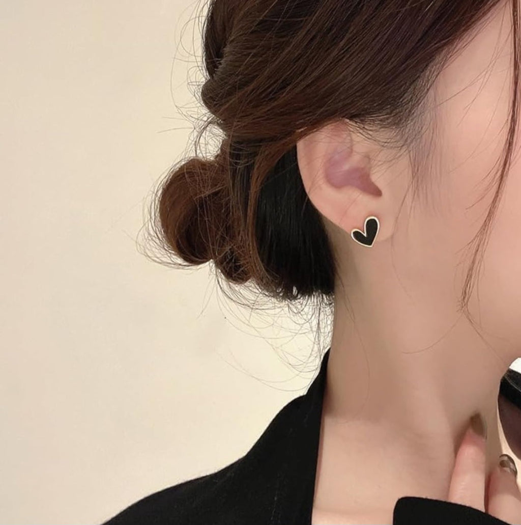 Vintage Heart Earring